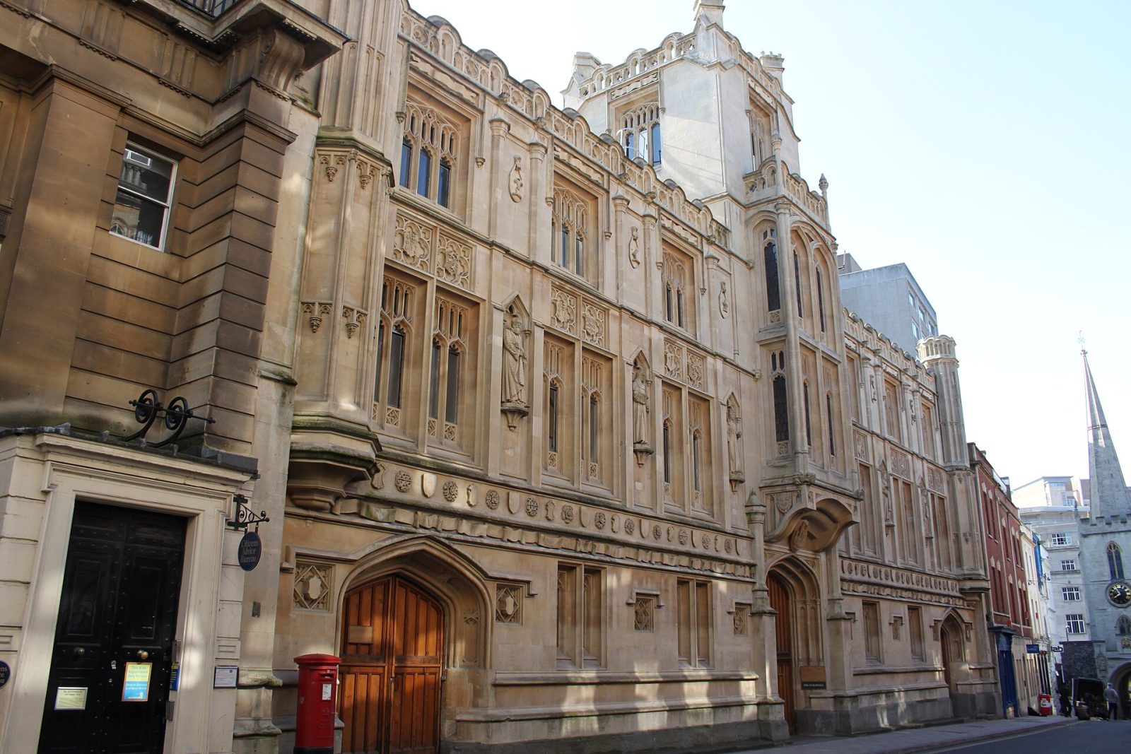 Bristol Guildhall. Now used as a County Court.