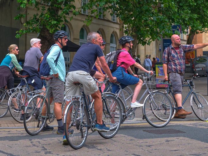 Cycle tour 